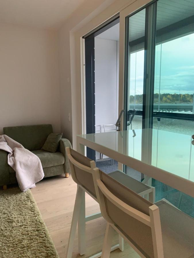 هلسنكي Sea View Lux Kalasatama Romantic Studio - Balcony & Coffee& Tee, Wifi, Gym &Sauna المظهر الخارجي الصورة